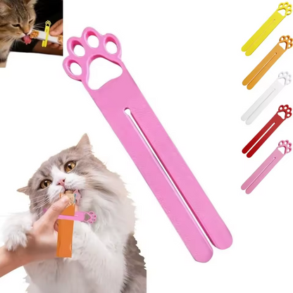 Cat Treat Squeeze Spoon